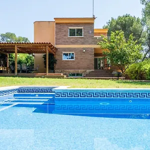Villa GLOBAL BOSCOS con piscina privada, Tarragona